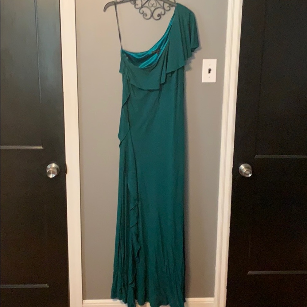 Long formal dress with high slit on right leg